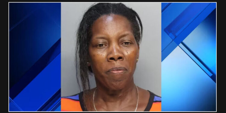 Miami Beach Police: Woman forces kids and grandkids to sell candy on Ocean Drive