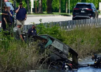 Police-Find-Remains-of-Missing-Person-Submerged-in-Broward-Canal